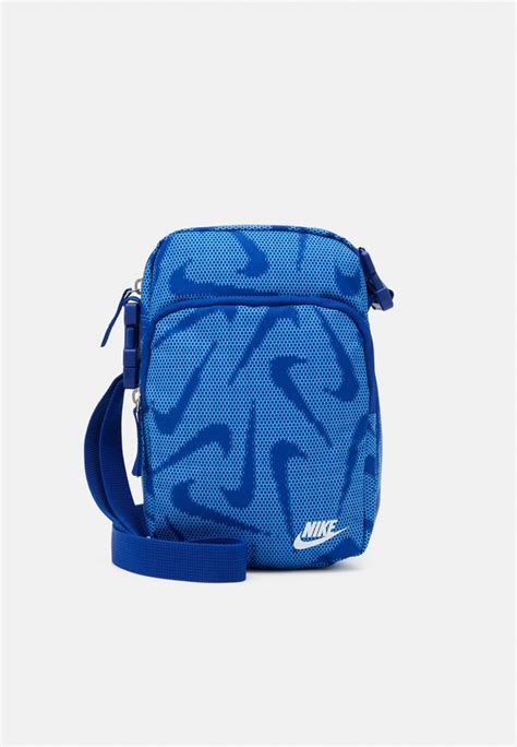 nike tasche weiß|nike umhängetasche.